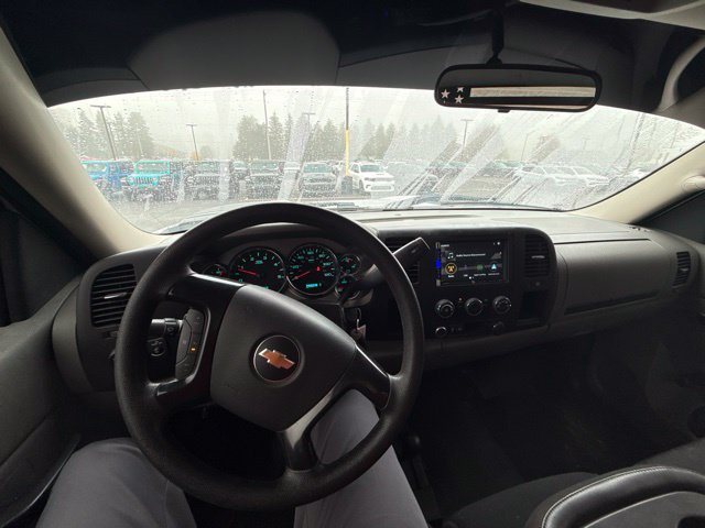 Used 2014 Chevrolet Silverado 3500 W/T w/ Snow Plow Prep Package AWD/4WD image 5