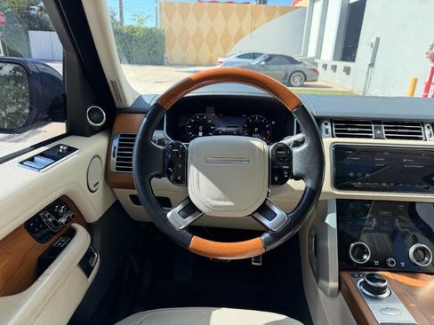 Used 2021 Land Rover Range Rover Westminster Edition image 20