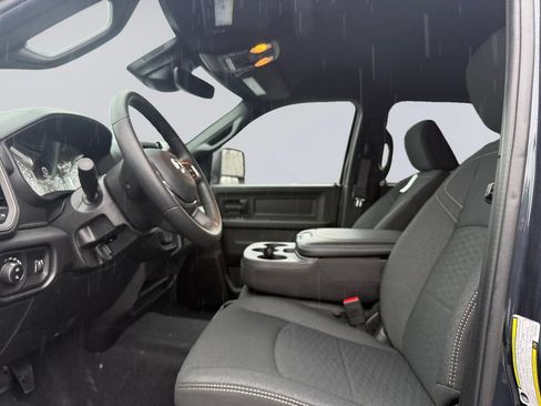 New 2026 RAM 2500 Tradesman AWD/4WD image 11