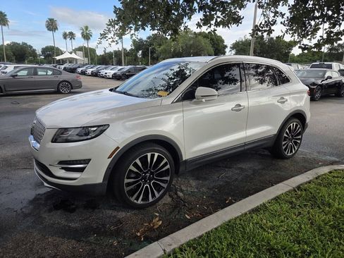 Used 2019 Lincoln MKC Reserve AWD/4WD image 3