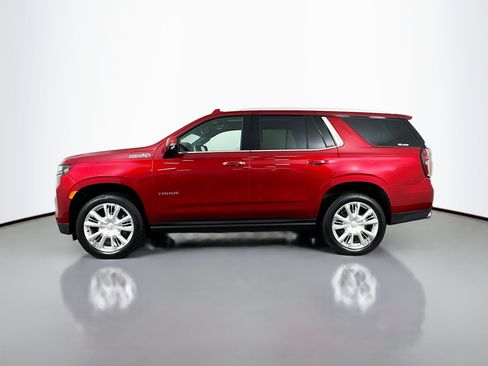 Used 2024 Chevrolet Tahoe High Country AWD/4WD image 4