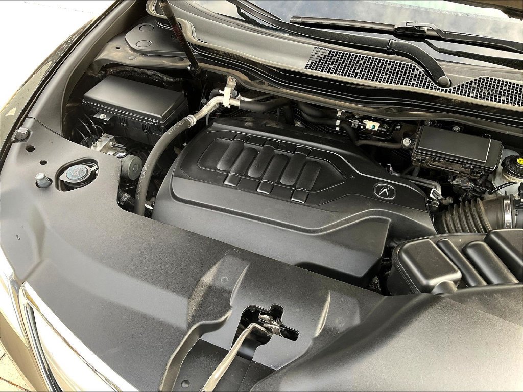 Used 2016 Acura MDX w/ Technology Package AWD/4WD image 32