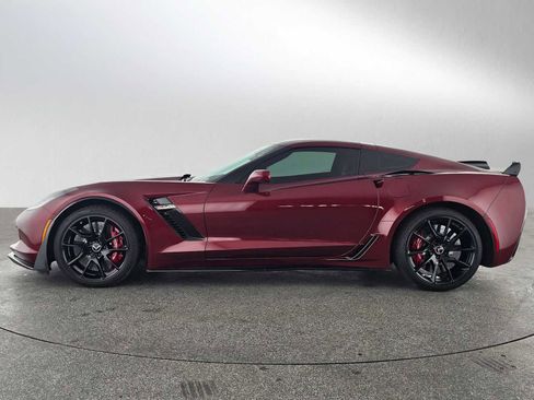 Used 2016 Chevrolet Corvette Z06 w/ 3LZ Preferred Equipment Group image 6