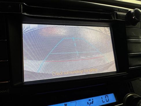 Used 2013 Toyota RAV4 Limited AWD/4WD image 9