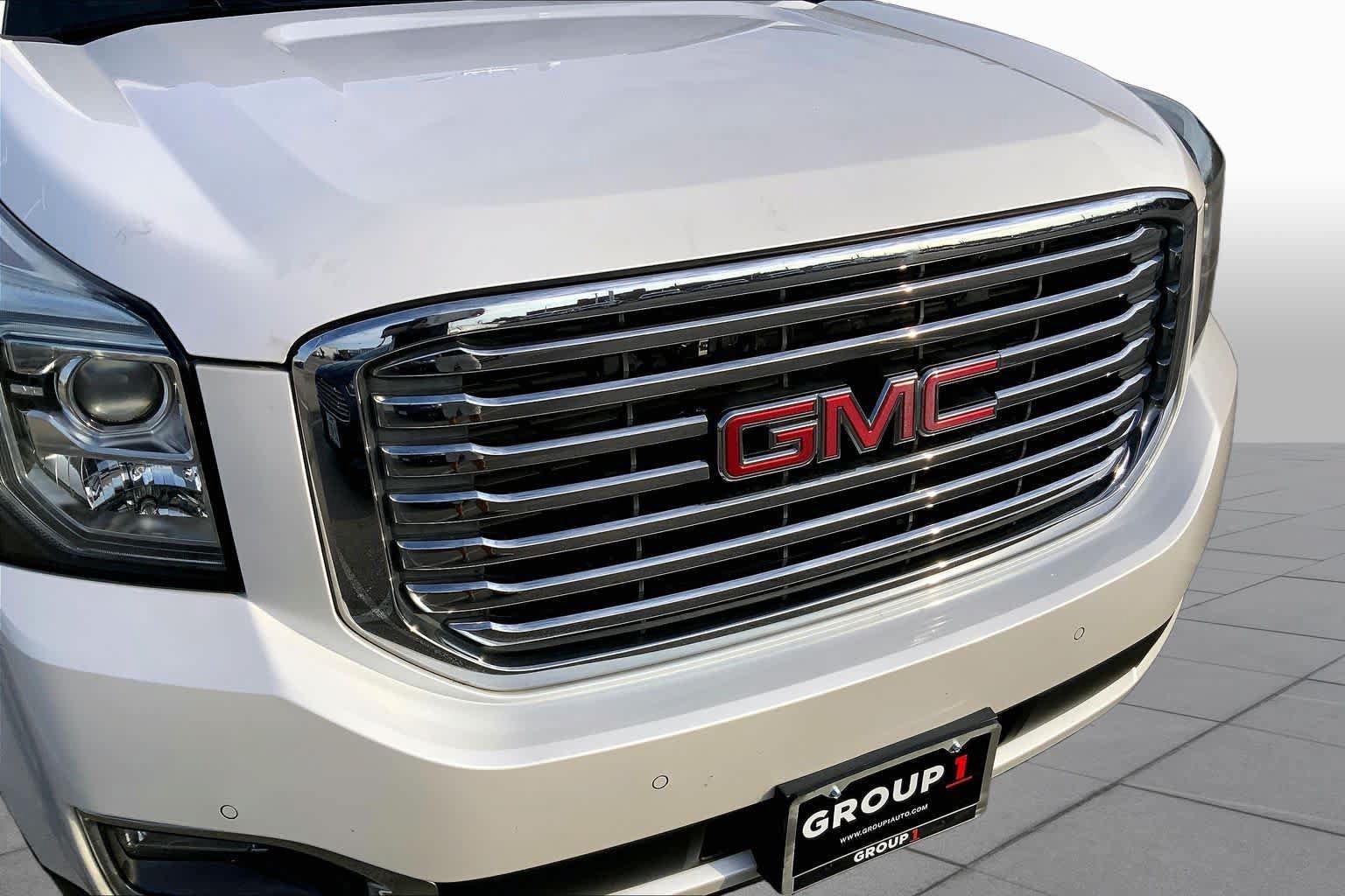Used 2018 GMC Yukon SLT w/ Premium Edition RWD image 29