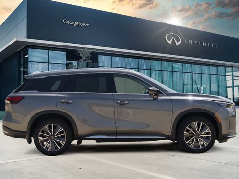 Certified 2026 INFINITI QX60 Luxe w/ Cargo Package FWD image 5