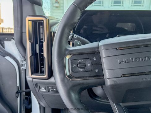 Used 2025 GMC Hummer EV 2X AWD/4WD image 17