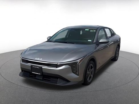 Used 2025 Kia K4 FWD image 7