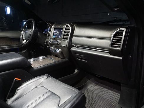 Used 2019 Ford Expedition Max Limited w/ Equipment Group 301A AWD/4WD image 19