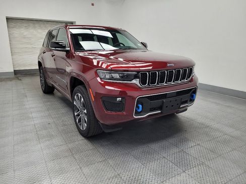 Used 2022 Jeep Grand Cherokee Overland w/ Luxury Tech Group IV image 13