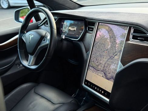 Used 2016 Tesla Model X 90D AWD/4WD image 24
