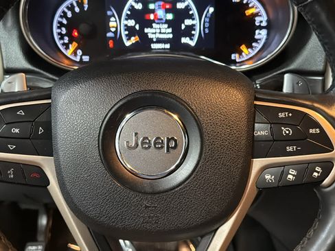 Used 2014 Jeep Grand Cherokee Limited w/ Luxury Group II AWD/4WD image 11