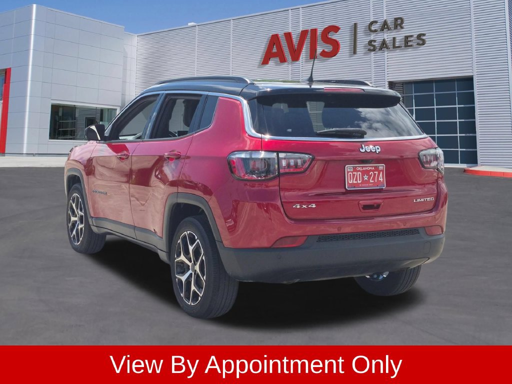 Used 2025 Jeep Compass Limited AWD/4WD image 9