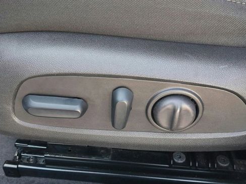 Used 2024 Chevrolet Malibu LT FWD image 19