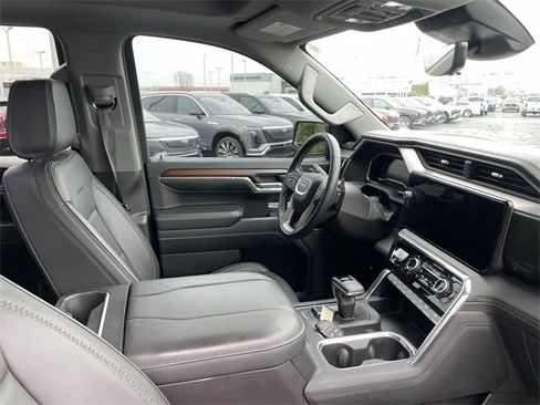 Used 2024 GMC Sierra 1500 Denali w/ Denali Reserve Package image 18