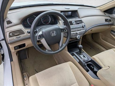 Used 2010 Honda Accord LX-P image 9