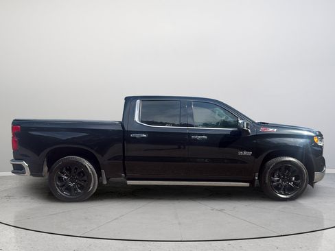 Used 2023 Chevrolet Silverado 1500 LTZ w/ LTZ Premium Texas Edition AWD/4WD image 6
