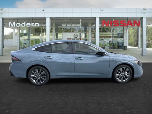 New 2026 Nissan Sentra SL image 6