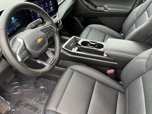 Used 2025 Chevrolet Equinox LT w/ Convenience Package II AWD/4WD image 7