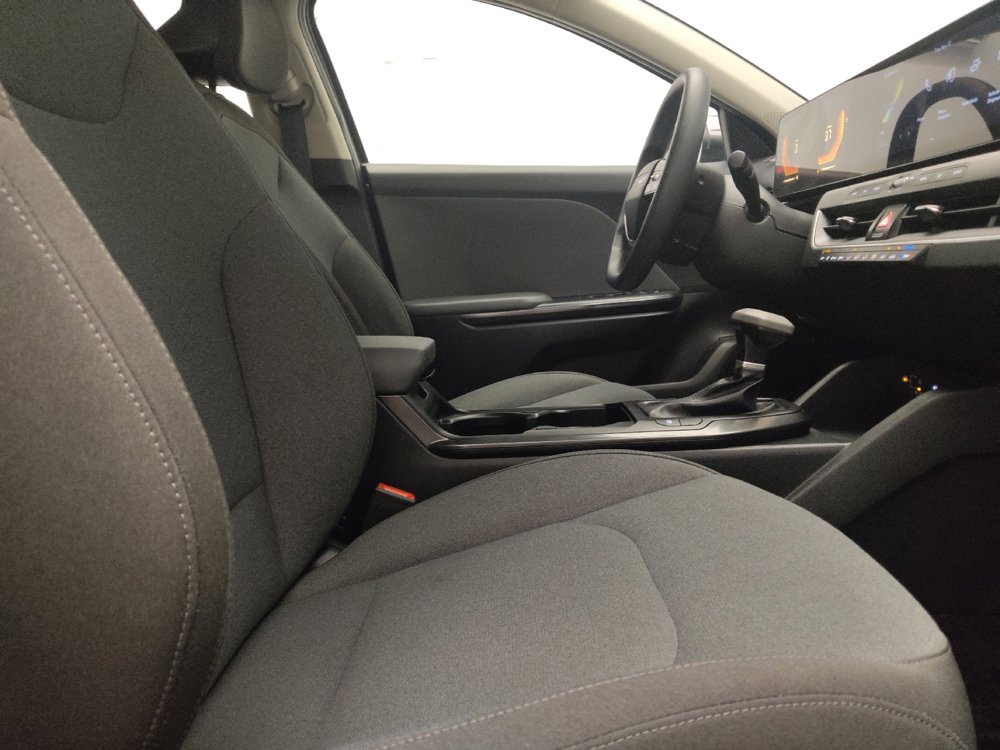 Used 2025 Kia K4 FWD image 21