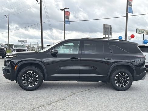 Used 2024 Chevrolet Traverse Z71 w/ Enhanced Driving Package AWD/4WD image 2