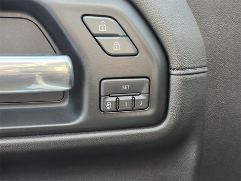 Used 2019 GMC Sierra 1500 SLT w/ SLT Premium Plus Package image 28