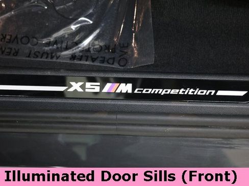 Used 2025 BMW X5 M Competition w/ Executive Package image 35