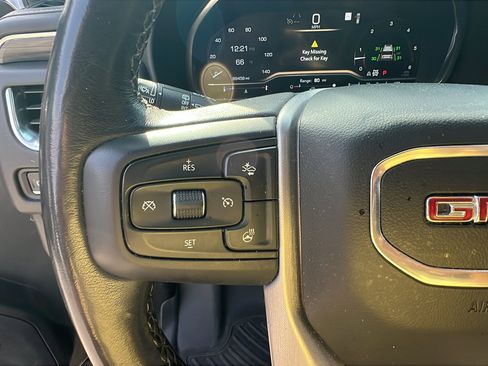 Used 2022 GMC Yukon XL SLT image 29