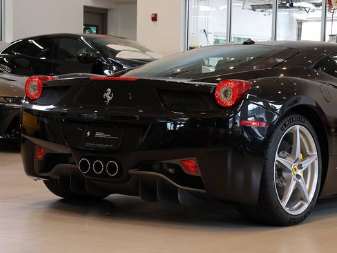 Used 2011 Ferrari 458 Italia Coupe RWD image 51