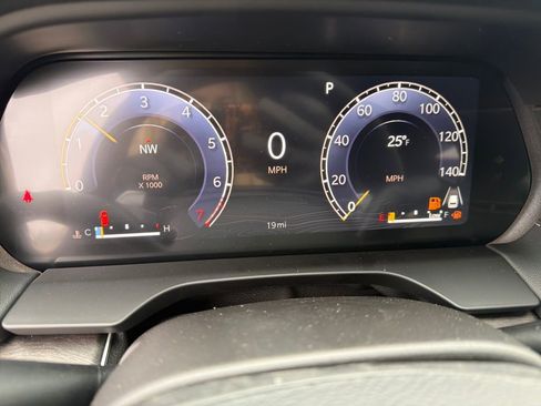 New 2025 Jeep Grand Cherokee Limited w/ MOPAR Finishing Package image 16