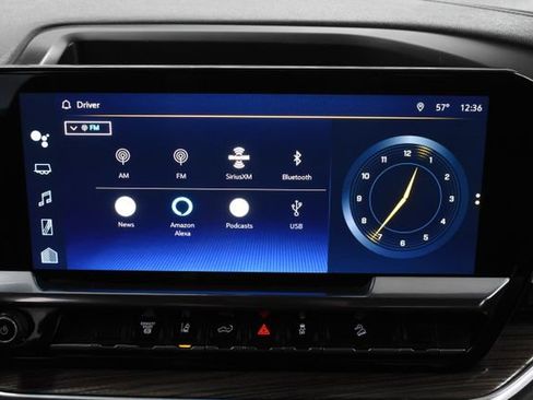 Used 2024 Chevrolet Silverado 2500 LT image 41