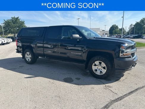 Used 2019 Chevrolet Silverado 1500 W/T w/ WT Convenience Package AWD/4WD image 4