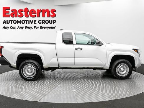 Used 2024 Toyota Tacoma SR RWD image 4
