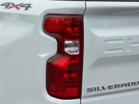 New 2025 Chevrolet Silverado 1500 LT image 26