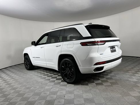 Used 2024 Jeep Grand Cherokee Limited 4xe image 8