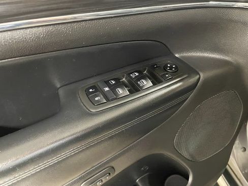 Used 2021 Jeep Grand Cherokee Limited w/ Luxury Group II AWD/4WD image 20
