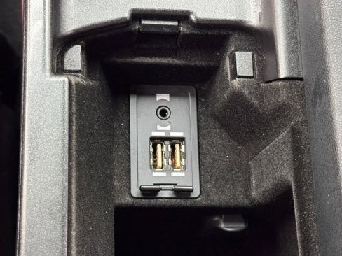 Used 2019 Lexus IS 300 F Sport w/ F Sport Package image 31