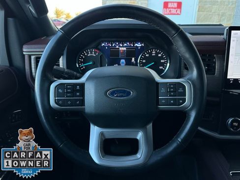 Used 2024 Ford Expedition Max Limited image 12
