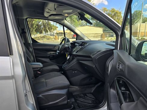 Used 2017 Ford Transit Connect XL image 25