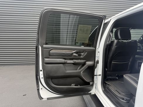Used 2025 RAM 1500 Limited AWD/4WD image 26