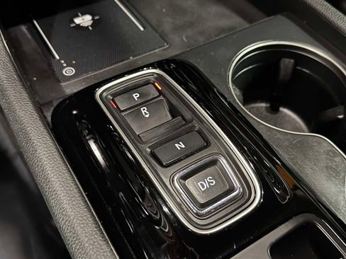 Used 2024 Honda Pilot EX-L image 13