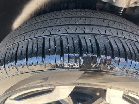 Used 2025 Kia Telluride S AWD/4WD image 44