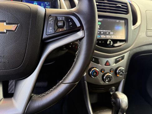 Used 2016 Chevrolet Trax LTZ image 16
