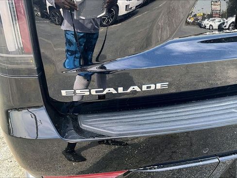 Certified 2023 Cadillac Escalade Premium Luxury w/ LPO, Floor Liner Package image 24