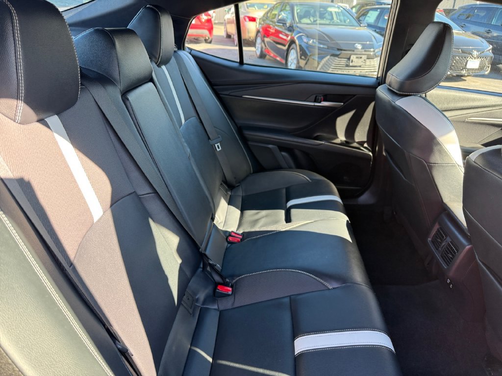 Certified 2025 Toyota Camry SE FWD image 22