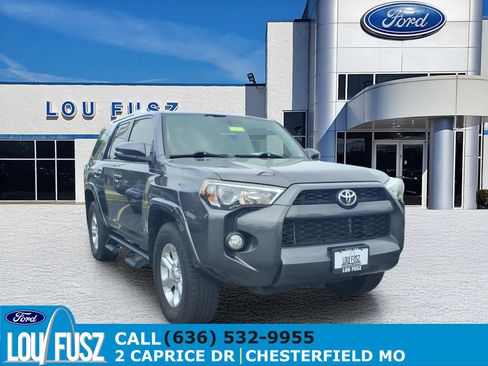 Used 2017 Toyota 4Runner SR5 Premium RWD image 1