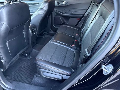 Certified 2023 Ford Escape ST-Line w/ Tech Pack #1 FWD image 16