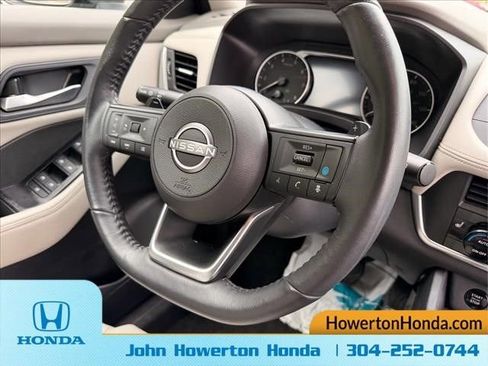 Used 2024 Nissan Rogue SV w/ SV Premium Package AWD/4WD image 10