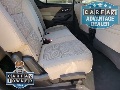 Used 2023 Chevrolet Traverse LS image 20