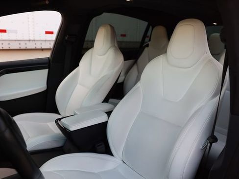 Used 2018 Tesla Model X 100D AWD/4WD image 9
